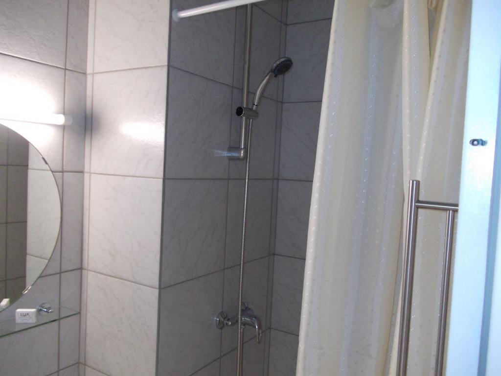 Hotel Im Bahnhof Passau Habitación foto